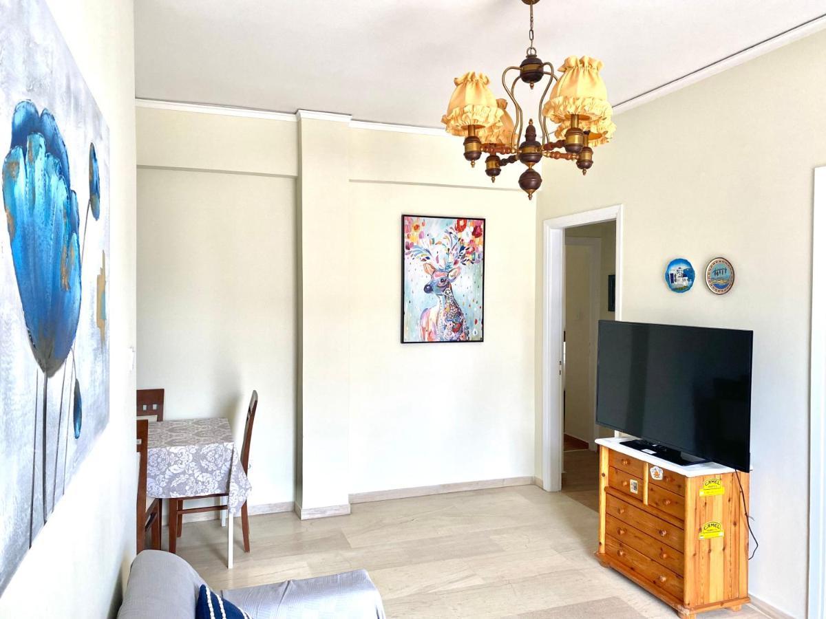 Quiet Near Subway And Acropolis 2 Bedrooms Apt เอเธนส์ ภายนอก รูปภาพ